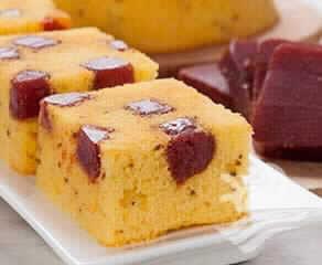 Bolo De Fubá Com Goiabada