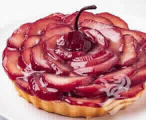 Torta De Pera Ao Vinho