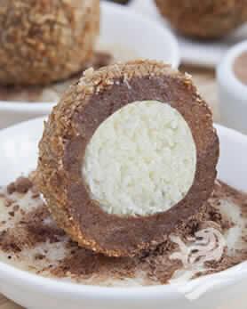 Bolinho De Coco E Chocolate